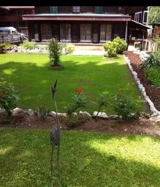 Gartenansicht Haus Grau